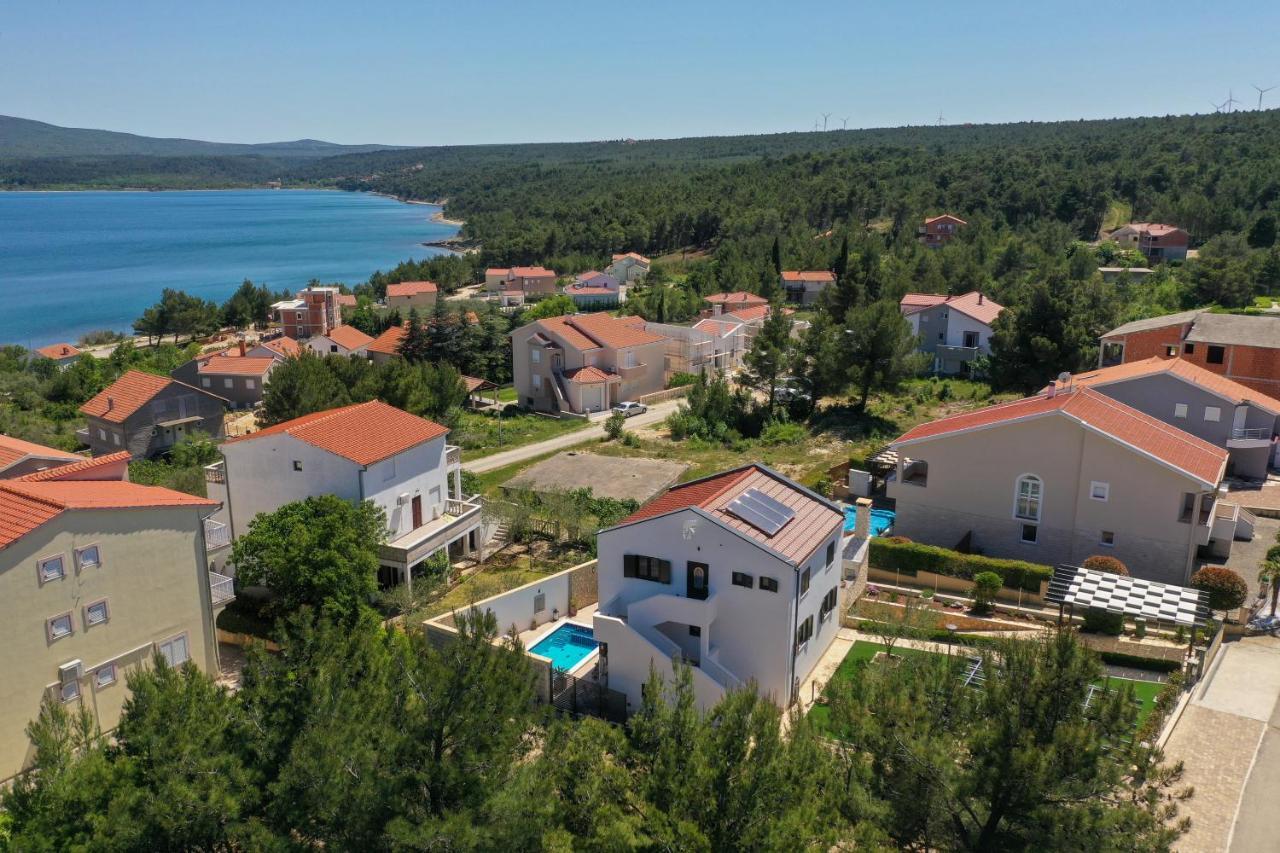 Apartment Vala, 4*, Sea View & Private Heated Pool Pridraga Exterior photo
